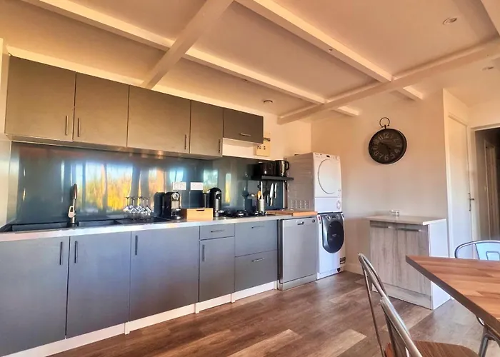 T3 Les Pieds Dans L'eau