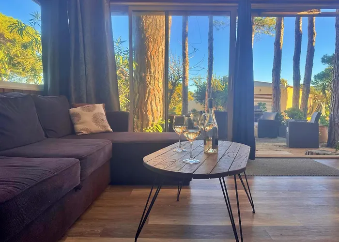 T3 Les Pieds Dans L'eau Apartment Calvi (Corsica)